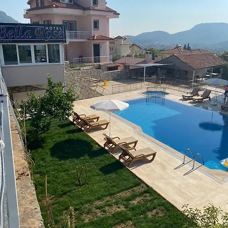 Bella Rose Bed & Breakfast Cedit